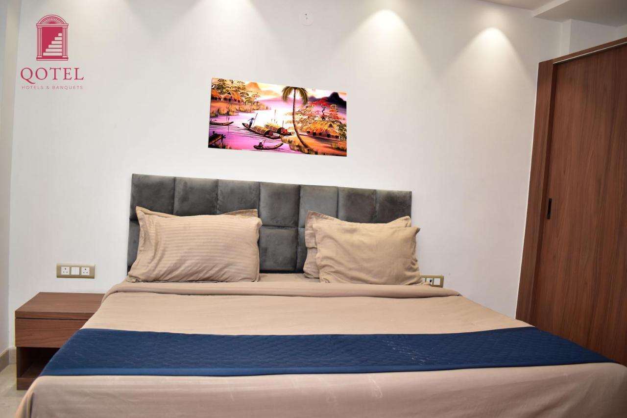Qotel Hotel Signature Bnb-Ashok Vihar New Delhi Exterior photo